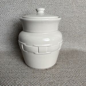 Longaberger Medium Ivory Woven Traditions Canister Jar